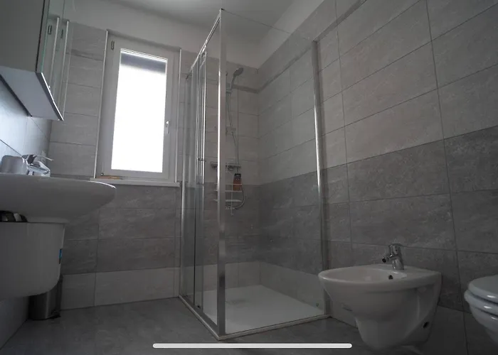 New And Peaceful In Apartment *